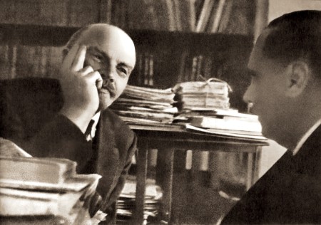 Lenin with HG Wells (1920)